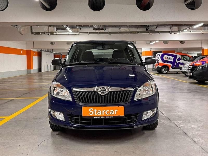 Gebraucht Skoda Fabia Active 60 PS (44 kW) 2015 Blau Limousine