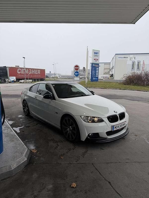 Gebraucht BMW 320 M Sport 219 PS (161 kW) 2008 Coupé