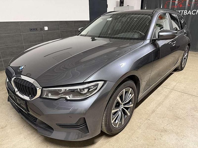 Gebraucht BMW 318 Advantage 150 PS (110 kW) 2021 Grau Kombi