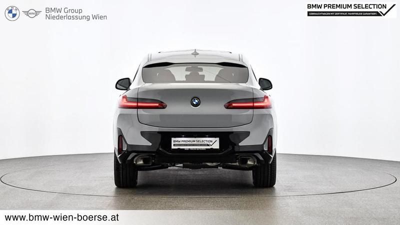 Gebraucht BMW X4 Efficient Dynamics 190 PS (139 kW) 2024 Grau SUV