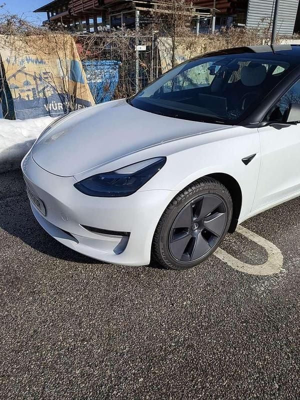 Gebraucht Tesla Model 3 350 kW (476 PS) 2023 Weiß Limousine