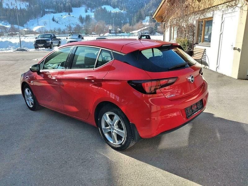 Gebraucht Opel Astra 122 PS (89 kW) 2020 Limousine