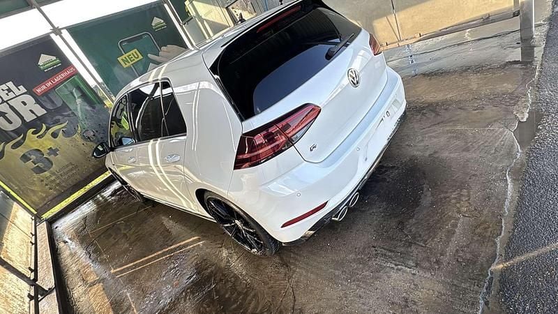 Gebraucht VW Golf VII R 300 PS (220 kW) 2019