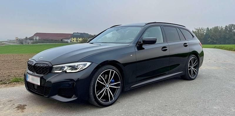 Schwarz Gebraucht 2021 BMW M340 Limousine | € 41.999 (Guter Preis) - Bild 1/4