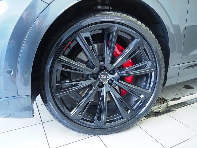 Gebraucht Audi Q8 Ambiente 340 PS (250 kW) 2025 Mittelgrau  metallicperleffekt SUV