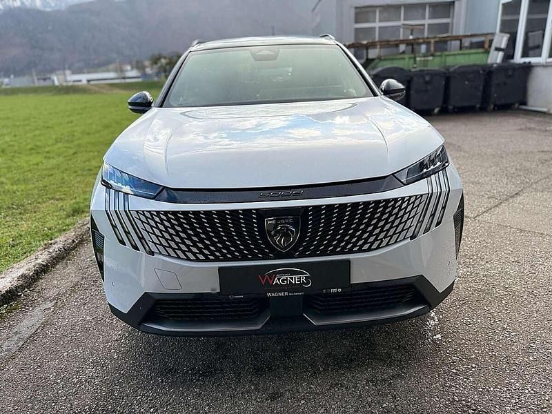 Gebraucht Peugeot 5008 GT 136 PS (100 kW) 2024 Weiß SUV