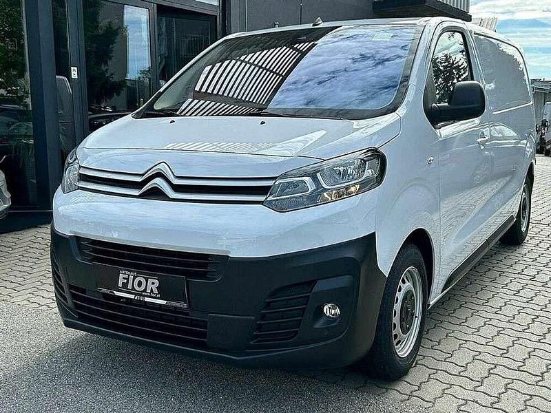 Gebraucht Citroën Jumpy 120 PS (88 kW) 2023 Weiß Van / Kleinbus
