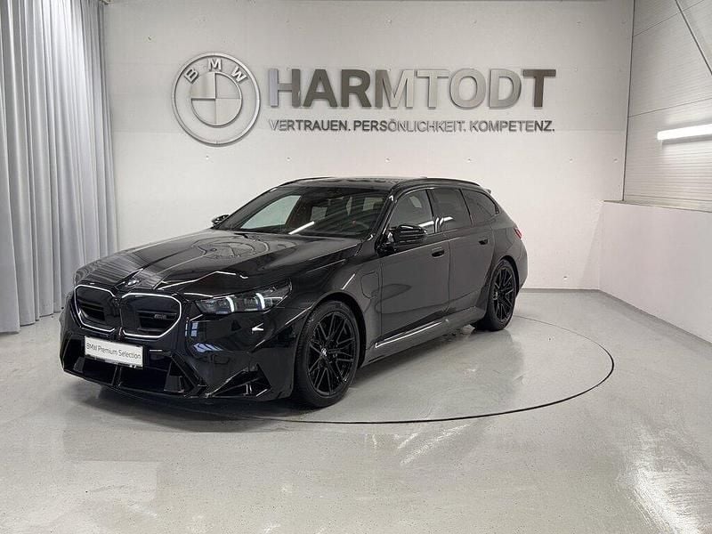 Gebraucht BMW M5 Shadowline 727 PS (534 kW) 2025 Saphirschwarz