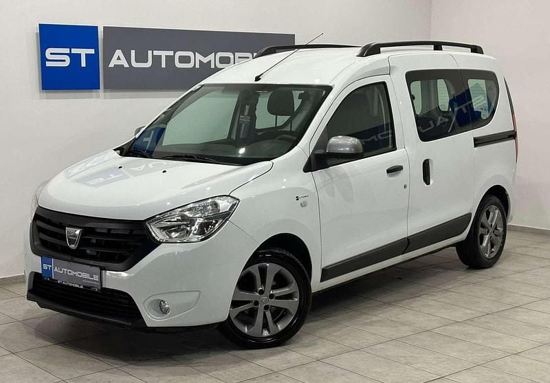 Gebraucht Dacia Dokker Celebration 75 PS (55 kW) 2015 Weiß Van / Kleinbus
