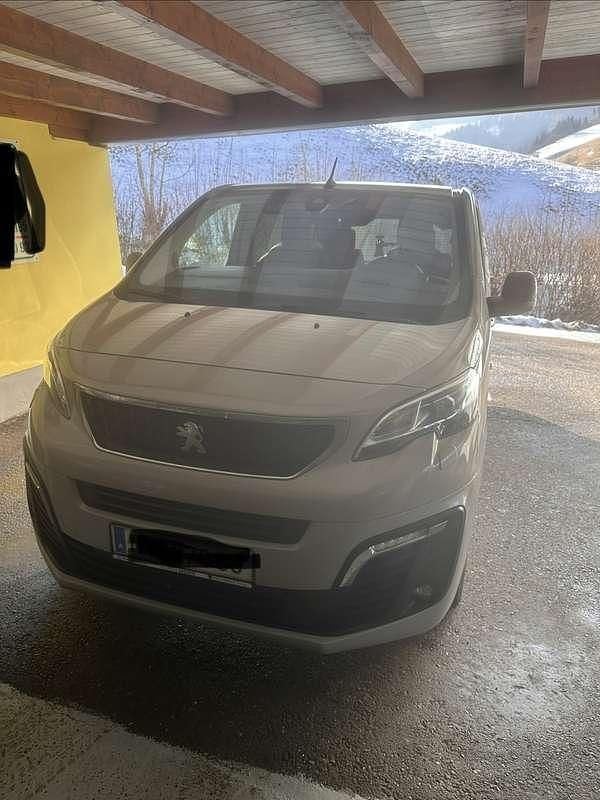 Gebraucht Peugeot Traveller Business-Line 181 PS (133 kW) 2018 Van / Kleinbus