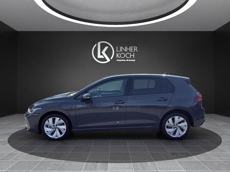 Neu VW Golf VIII 204 PS (150 kW) 2026 Mittelgrau  metallic
