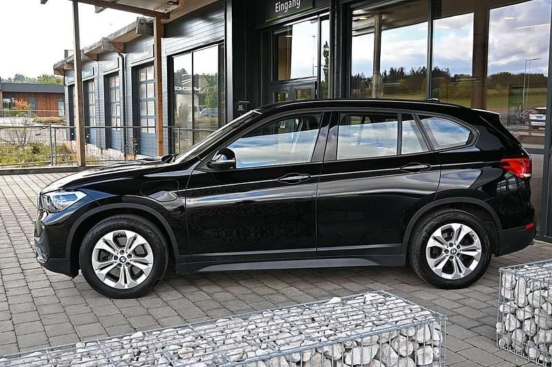Gebraucht BMW X1 Advantage 125 PS (91 kW) 2020 Schwarz SUV
