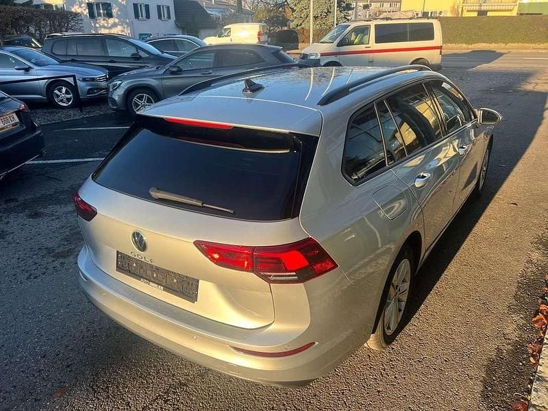 Gebraucht VW Golf VIII Comfortline 116 PS (85 kW) 2023 Silber Kombi