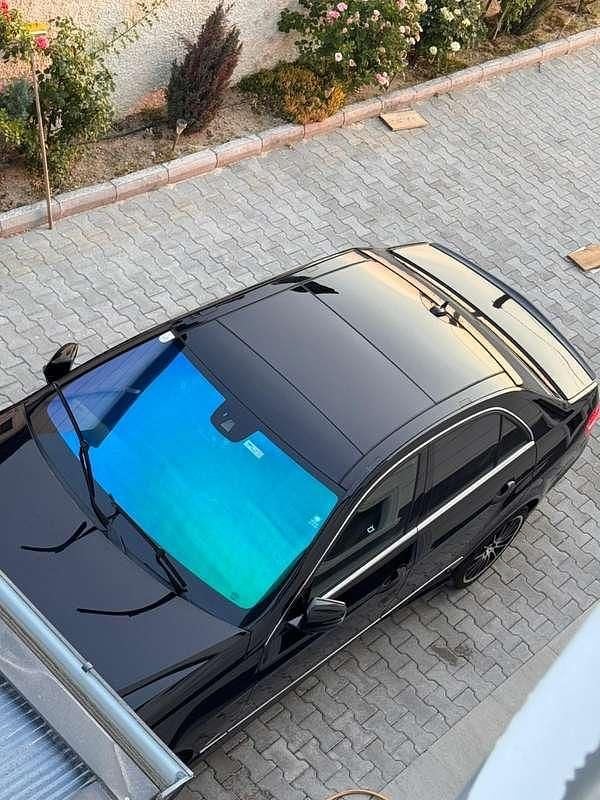 Gebraucht Mercedes E350 Avantgarde 231 PS (169 kW) 2010 Schwarz Limousine