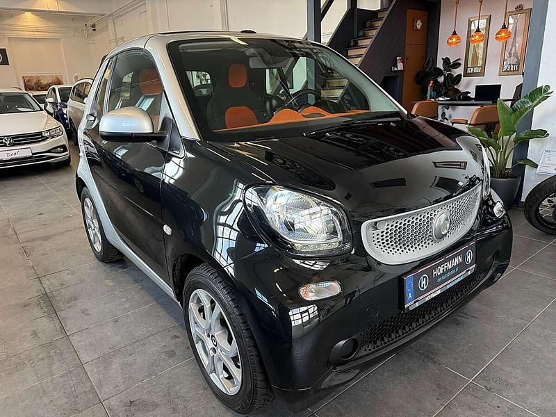 Gebraucht Smart ForTwo Cabrio Passion 71 PS (52 kW) 2016 Schwarz Cabrio