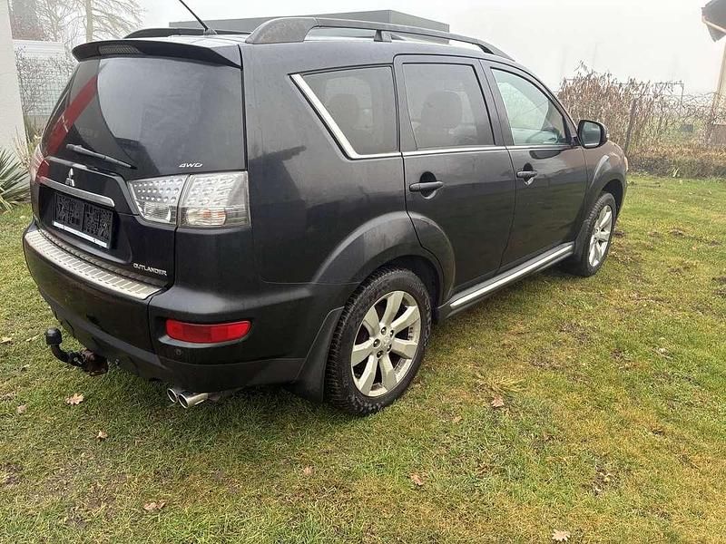 Gebraucht Mitsubishi Outlander Intense 156 PS (114 kW) 2010 SUV