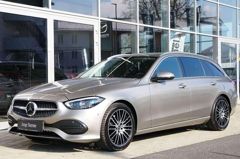 Gebraucht Mercedes C220 200 PS (147 kW) 2022 Silber Kombi