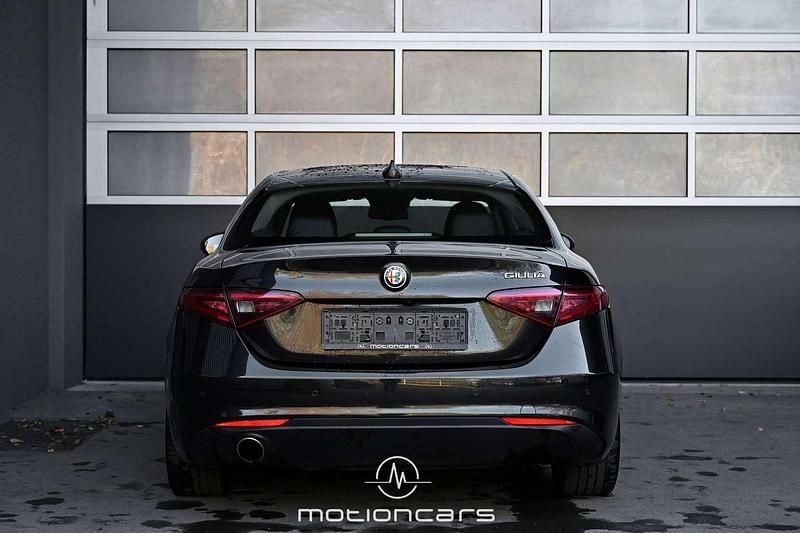 Gebraucht Alfa Romeo Giulia 200 PS (147 kW) 2018 Schwarz Limousine