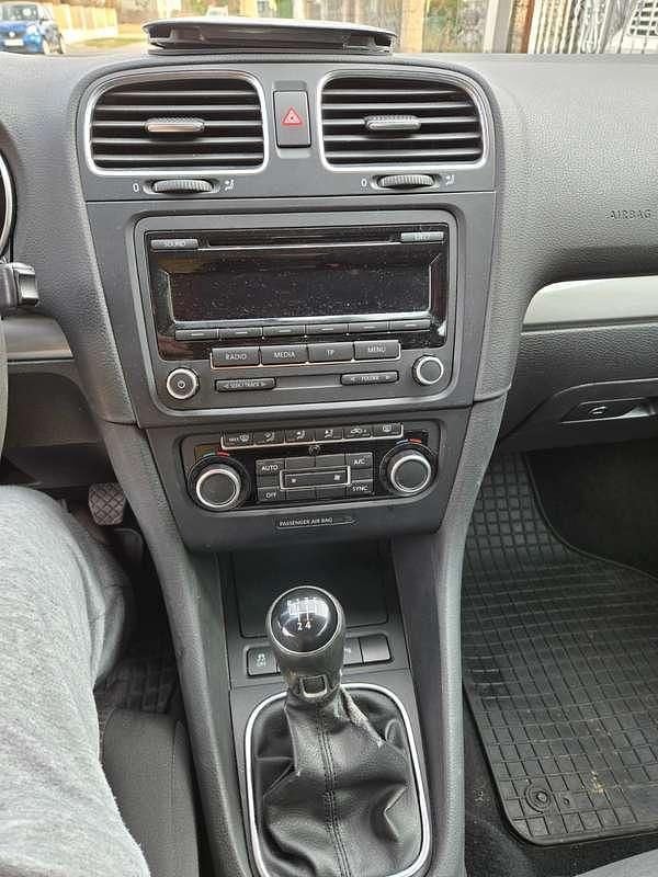 Gebraucht VW Golf VII Trendline 90 PS (66 kW) 2013 Weiß Limousine