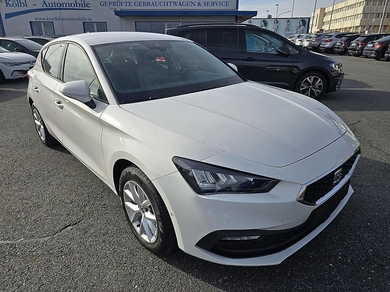Weißtöne Gebraucht 2021 Seat Leon Style Limousine | € 16.890 (Fairer Preis) - Bild 1/4