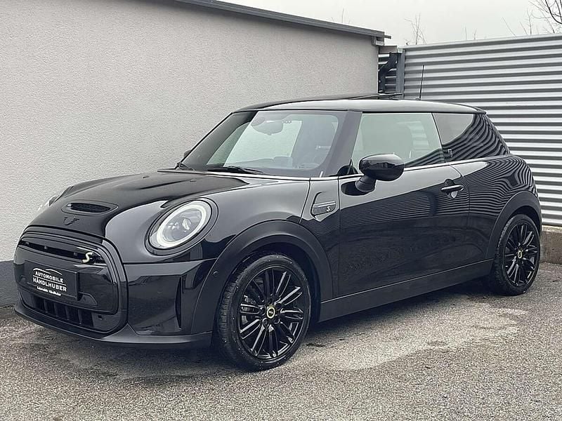 Gebraucht Mini Cooper SE 135 kW (184 PS) 2021 Schwarz Kleinwagen
