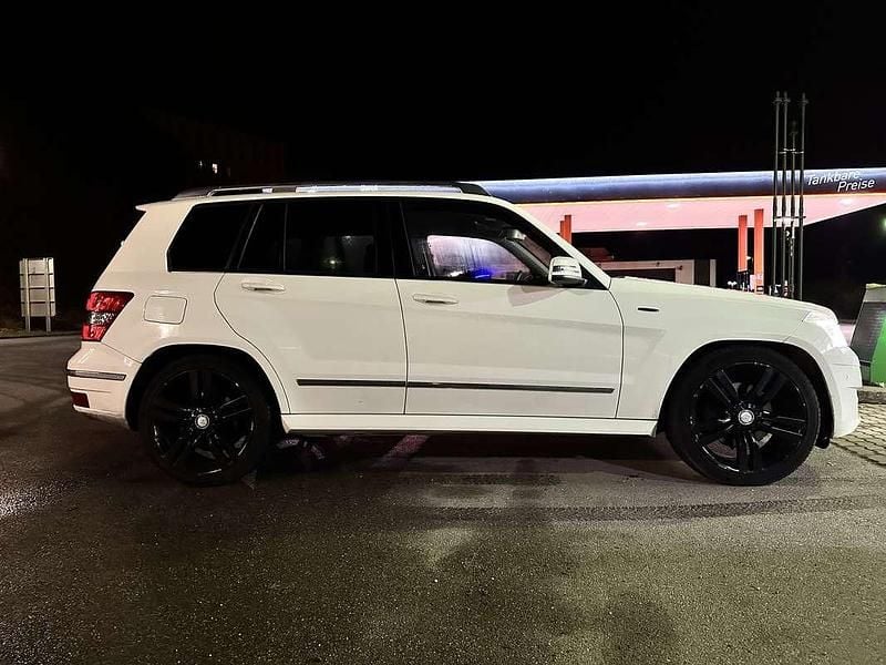 Gebraucht Mercedes GLK220 170 PS (125 kW) 2009 SUV