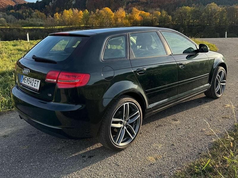 Gebraucht Audi A3 102 PS (75 kW) 2009 Schwarz Limousine