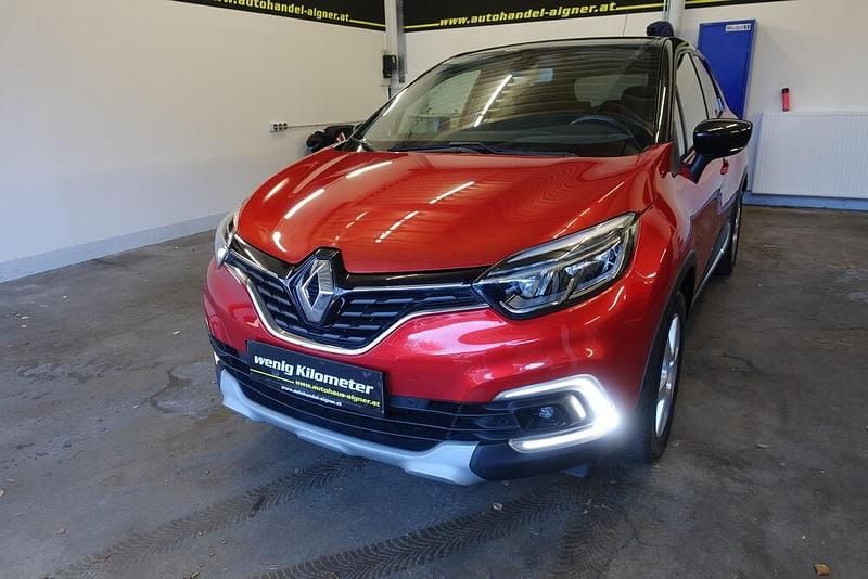 Rot Gebraucht 2018 Renault Captur Intens SUV | € 12.900 (Fairer Preis) - Bild 1/4