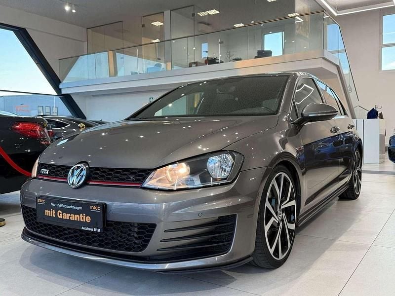 Grau Gebraucht 2017 VW Golf VII GTI Limousine | € 17.980 (Guter Preis) - Bild 1/4
