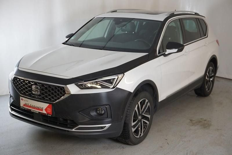 Weiss metallicperleffekt Gebraucht 2019 Seat Tarraco 4Drive SUV | € 28.990 (Fairer Preis) - Bild 1/4