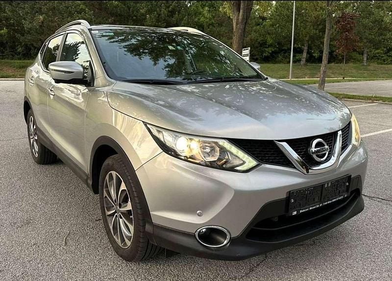 Gebraucht Nissan Qashqai N-Connecta 131 PS (96 kW) 2016 SUV