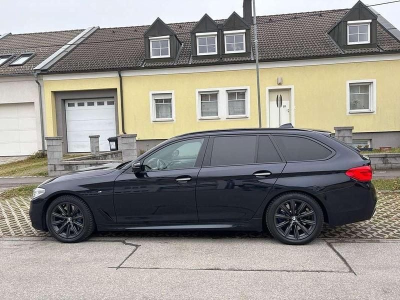 Gebraucht BMW 540 340 PS (250 kW) 2017 Blau Kombi