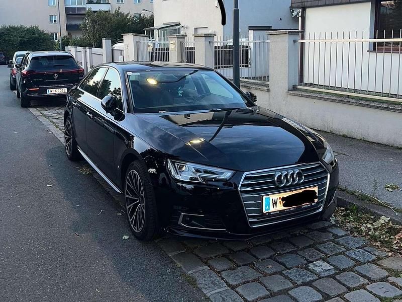 Gebraucht Audi A4 Sport 122 PS (89 kW) 2017 Schwarz Limousine
