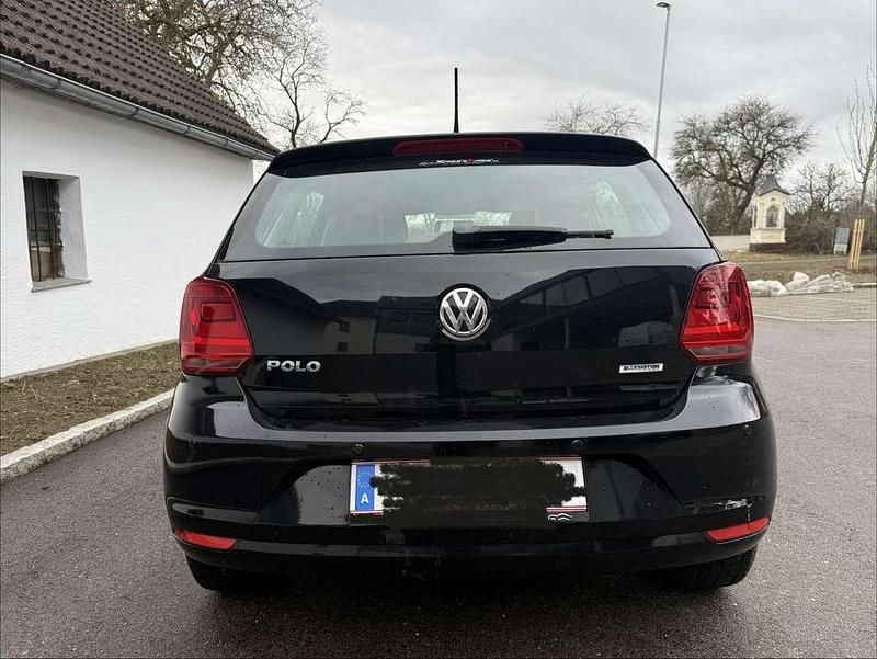 Gebraucht VW Polo LOUNGE 60 PS (44 kW) 2015 Limousine