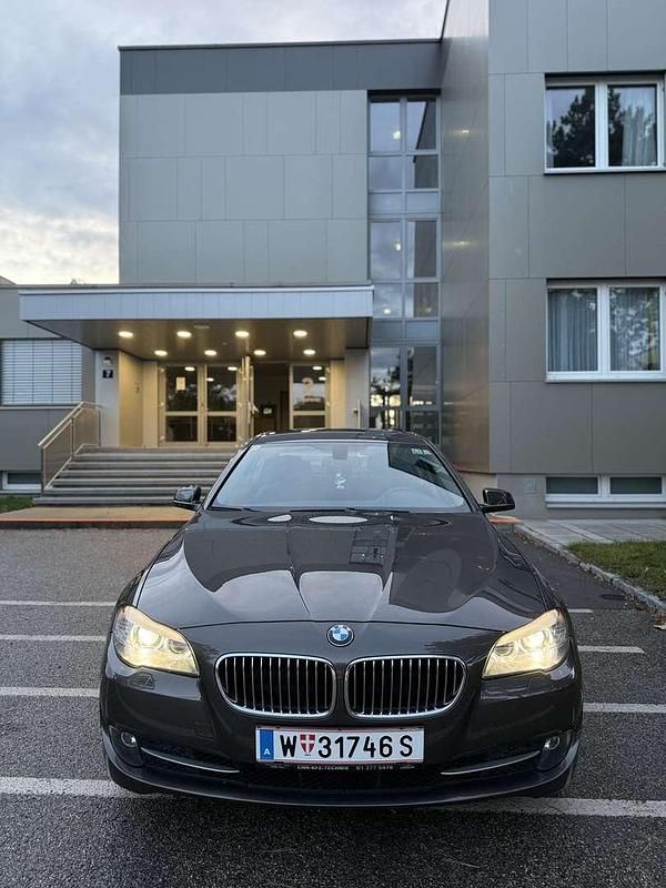 Gebraucht BMW 520 Efficient Dynamics 184 PS (135 kW) 2013 Limousine
