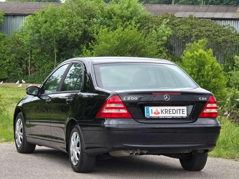 Gebraucht Mercedes C200 122 PS (89 kW) 2005 Schwarz Limousine