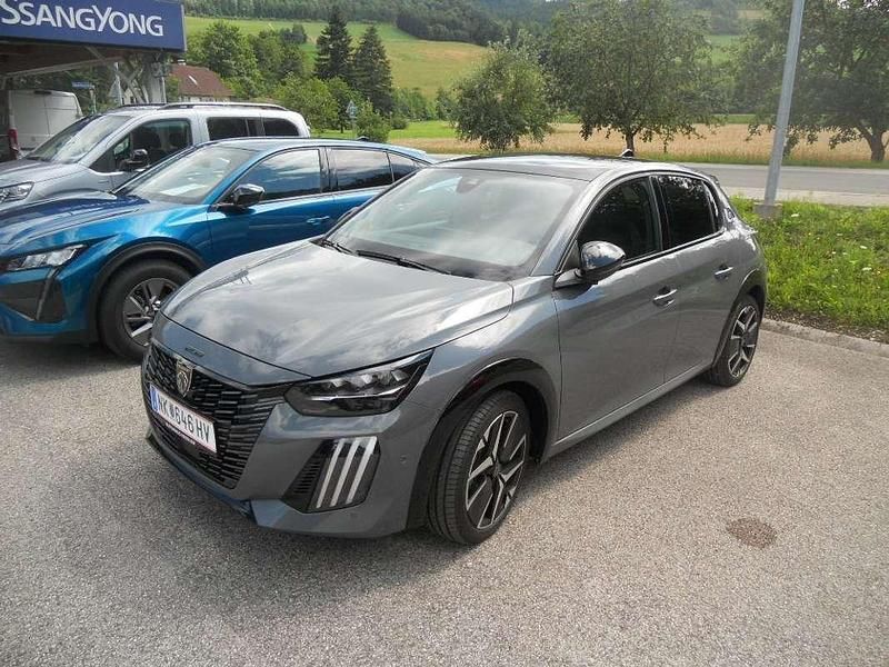 Grau Neu 2025 Peugeot e-208 GT Kleinwagen | € 39.980 - Bild 1/4