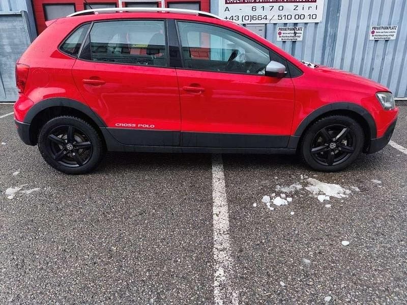 Gebraucht VW Polo Cross 75 PS (55 kW) 2012 Rot Kleinwagen