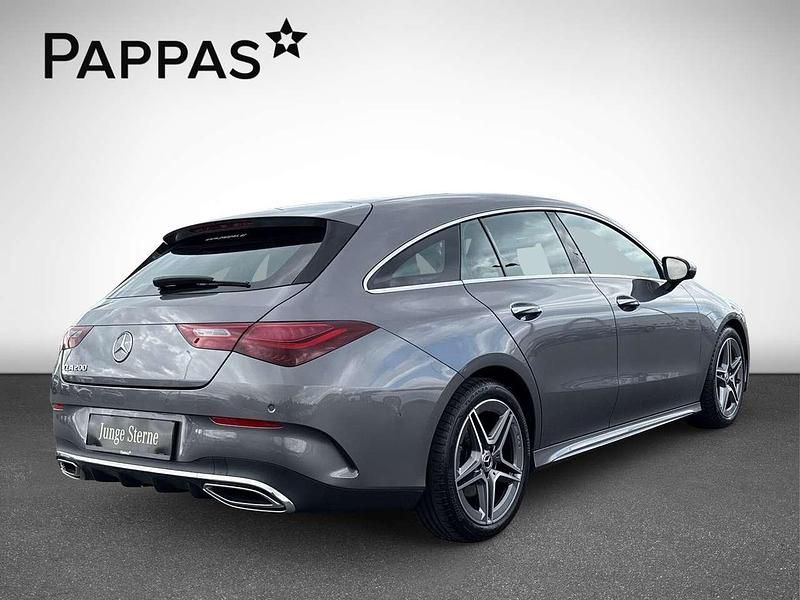 Gebraucht Mercedes CLA200 Shooting Brake 163 PS (119 kW) 2024 Grau Kombi