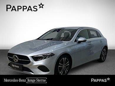 Silber Gebraucht 2024 Mercedes A180 Progressive Limousine | € 33.900 (Fairer Preis) - Bild 1/4