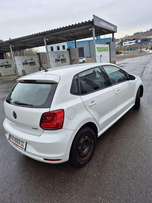 Gebraucht VW Polo 60 PS (44 kW) 2017 Limousine