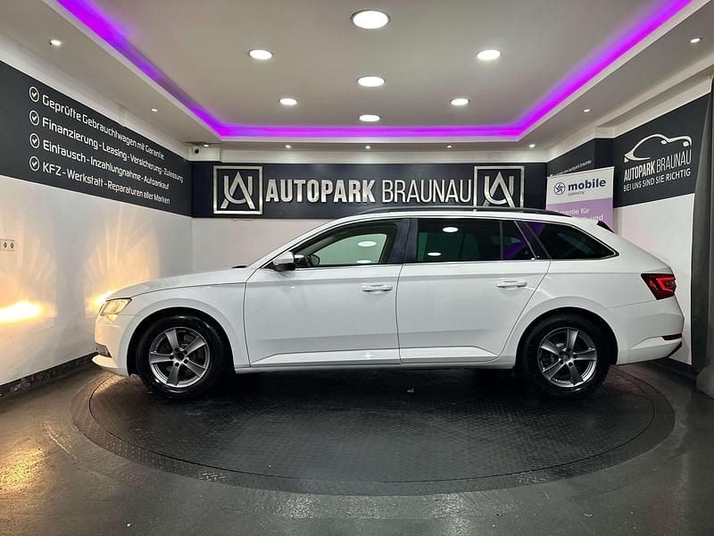 Gebraucht Skoda Superb Ambition 150 PS (110 kW) 2016 Weiß Kombi