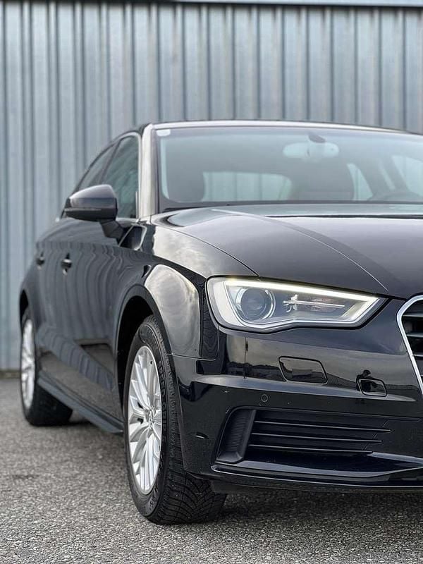 Gebraucht Audi A3 110 PS (80 kW) 2015 Schwarz Limousine