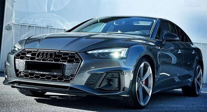 Grau Gebraucht 2021 Audi A5 Sportback Edition .1 Kleinwagen | € 42.400 (Fairer Preis) - Bild 1/4