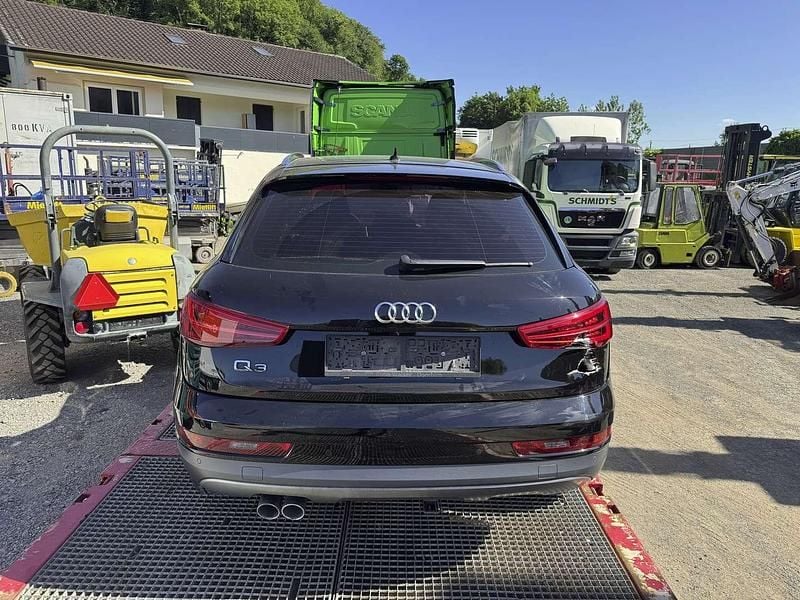 Gebraucht Audi Q3 Design 120 PS (88 kW) 2018 Schwarz SUV