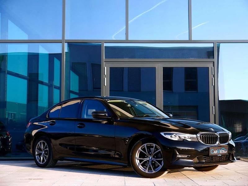 Gebraucht BMW 320 Shadowline 190 PS (139 kW) 2019 Schwarz Limousine
