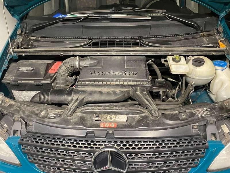 Gebraucht Mercedes Vito 116 PS (85 kW) 2010 Grün Van