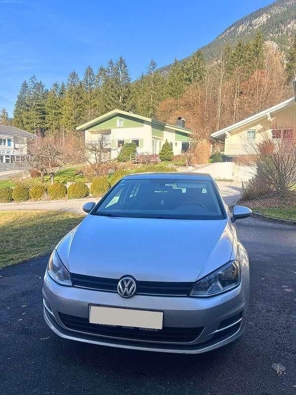 Gebraucht VW Golf VII Trendline 105 PS (77 kW) 2014 Silber Limousine