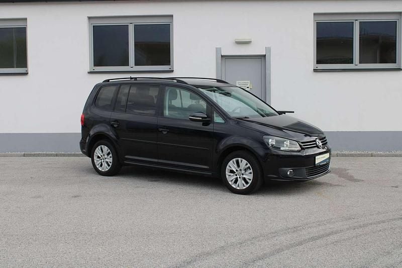 Gebraucht VW Touran 105 PS (77 kW) 2013 Schwarz Van / Kleinbus
