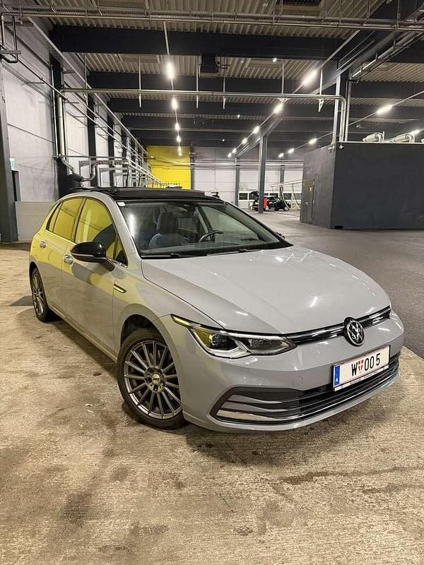 Gebraucht VW Golf VIII Style 131 PS (96 kW) 2020 Limousine